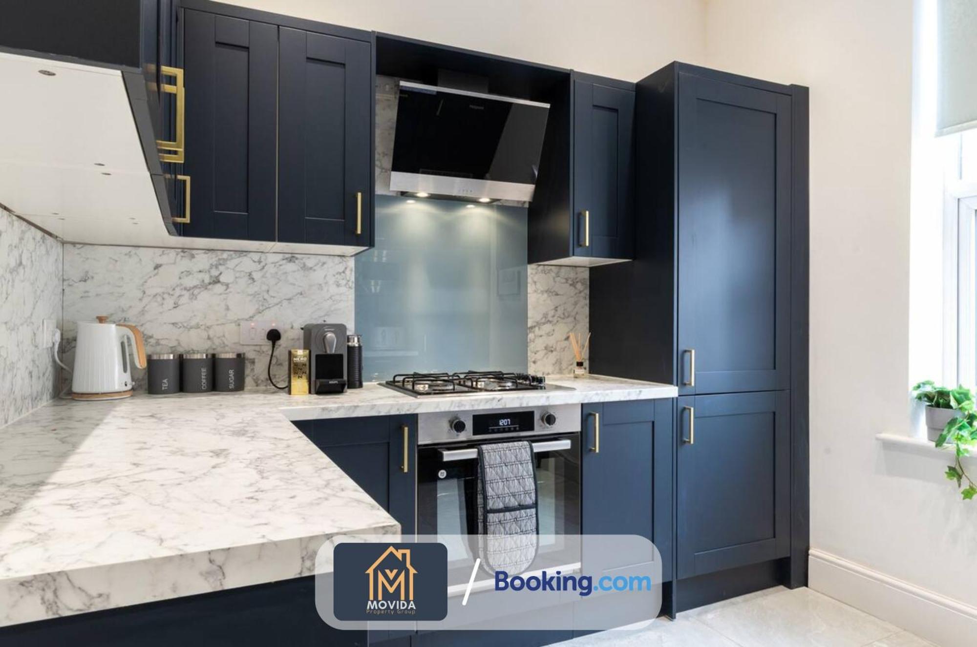 Central Elegant Three Bed Duplex By Movida Property Group Short Lets & Serviced Accommodation Harrogate Exterior foto